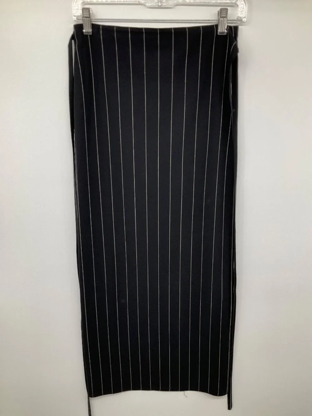 Piazza Sempione size IT 44 US 8 Black Pin Stripe Wool/Lycra Wrap Skirt